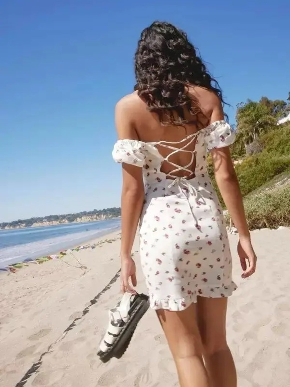 Ardene White Floral Puff-Sleeve Mini Dress